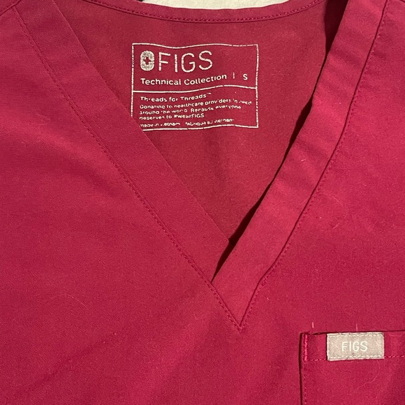 Figs- Pink And Blue Scrub Set Size Small - Picture 2 of 2